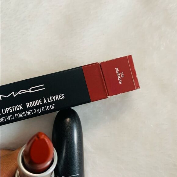 MAC Lipstick Matte Marrakesh - Picture 9 of 10